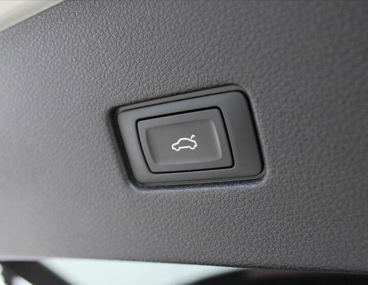 Audi Q8 SUV / Terénní 3,0 l 250 kw