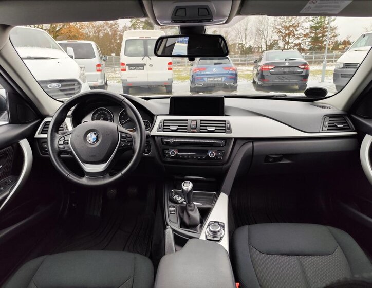 BMW Řada 3 Kombi 2,0 l 180 kw