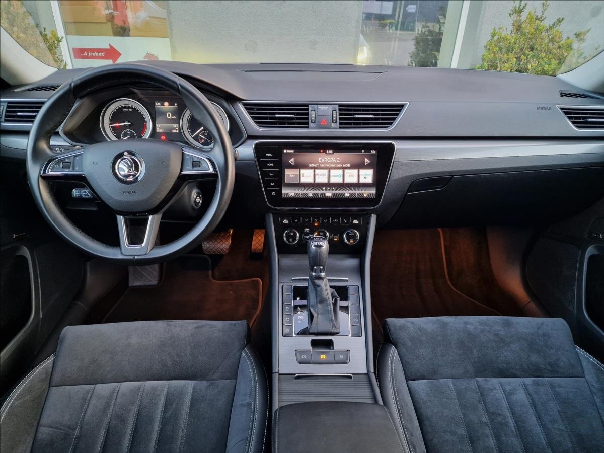 Škoda Superb