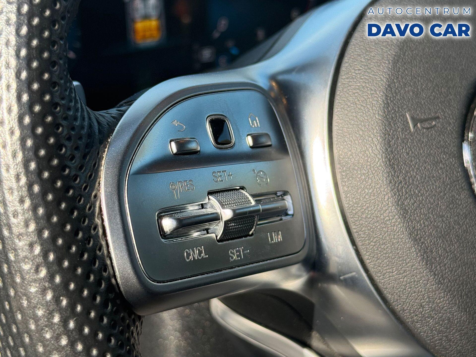 Mercedes-Benz GLB SUV / Terénní 2,0 l 110 kw