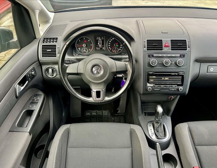 Volkswagen Touran MPV 1,6 l 77 kw