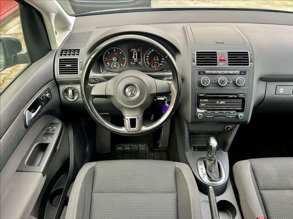 Volkswagen Touran MPV 1,6 l 77 kw