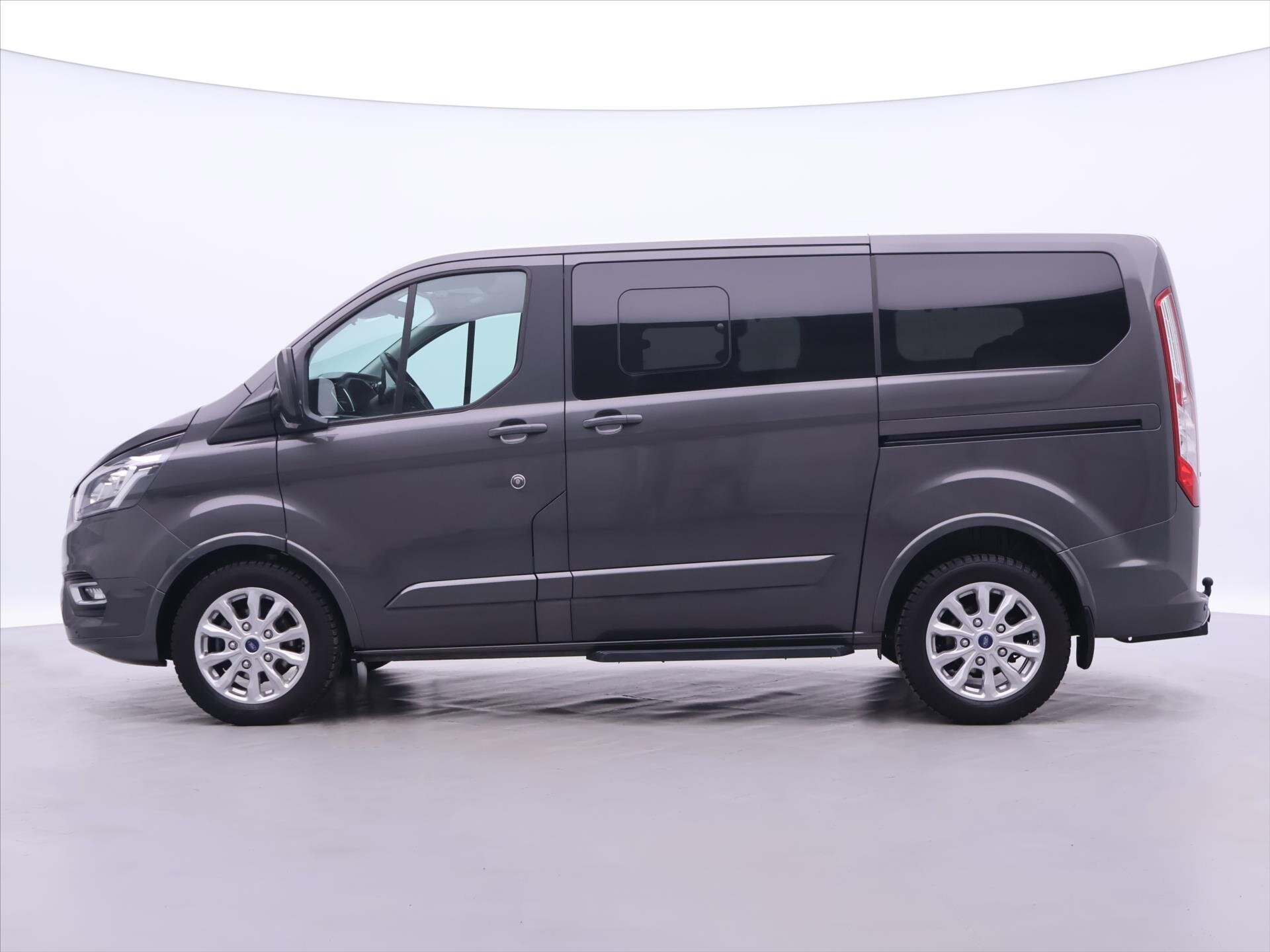 Ford Tourneo Custom Kombi 2,0 l 95 kw