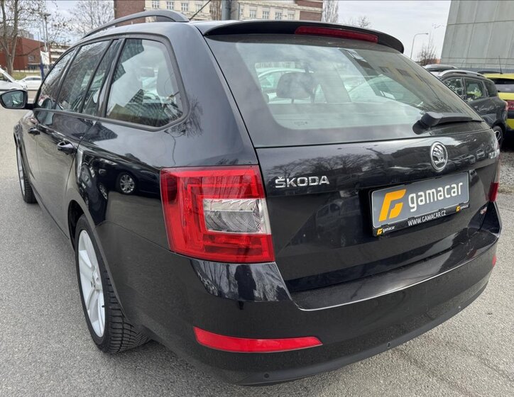 Škoda Octavia Kombi 1,6 l 77 kw