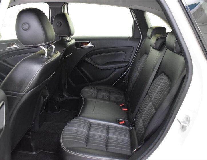 Mercedes-Benz Třídy B Hatchback 1,5 l 80 kw