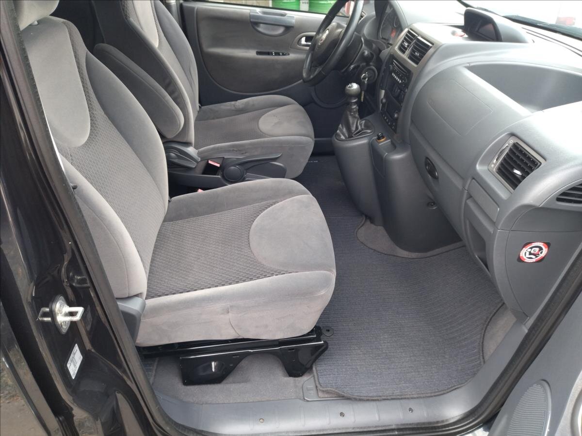 Fiat Scudo MPV 2,0 l 94 kw