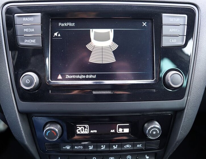 Škoda Rapid Sedan / Limuzína 999,0 70 kw