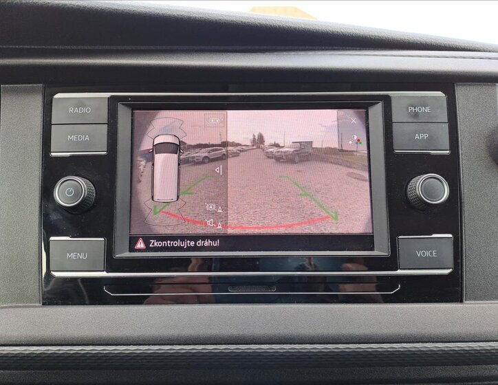 Volkswagen Caravelle 16