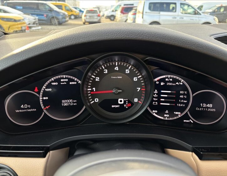 Porsche Cayenne SUV 3,0 l 250 kw