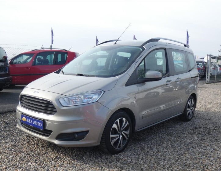 Ford Courier Pick-up 1,5 l 55 kw