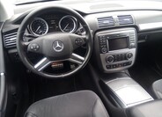 Mercedes-Benz Třídy R 8