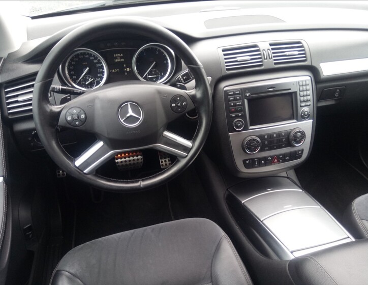 Mercedes-Benz Třídy R 8