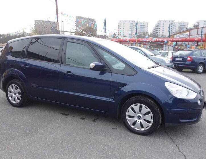Ford S-MAX 6
