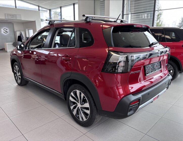 Suzuki S-Cross SUV / Terénní 1,4 l 81 kw