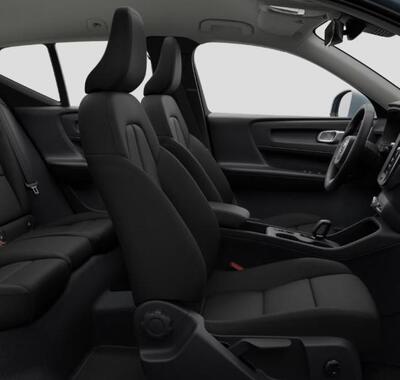Volvo XC40 10