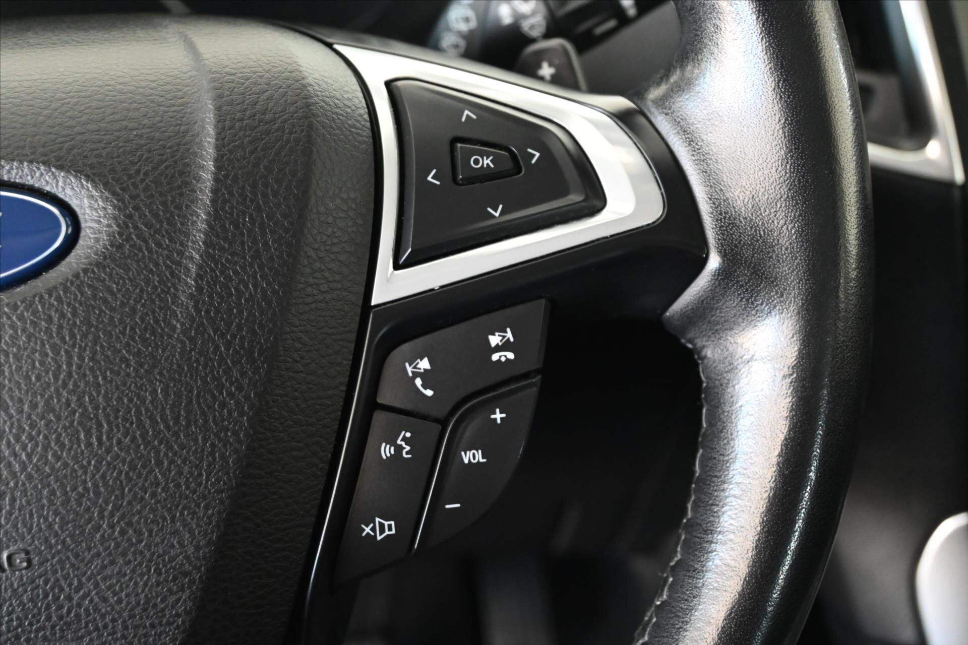 Ford S-MAX MPV 2,0 l 110 kw