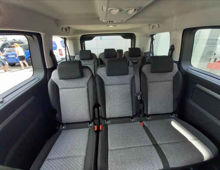 Toyota ProAce Verso 8