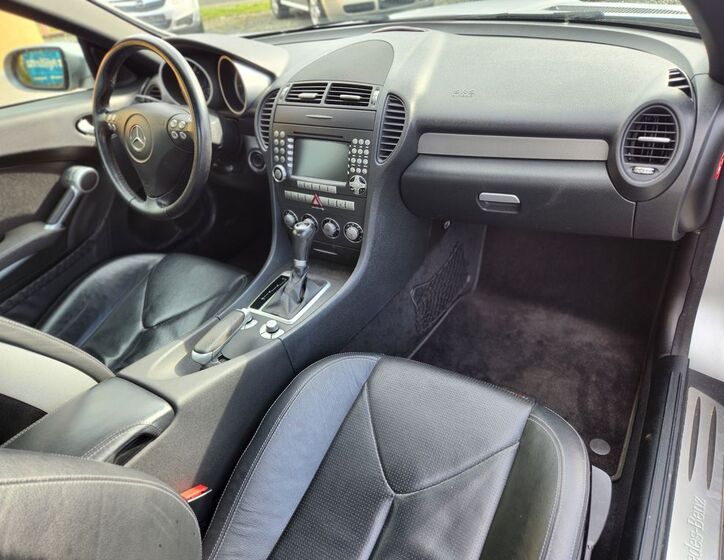 Mercedes-Benz SLK 12