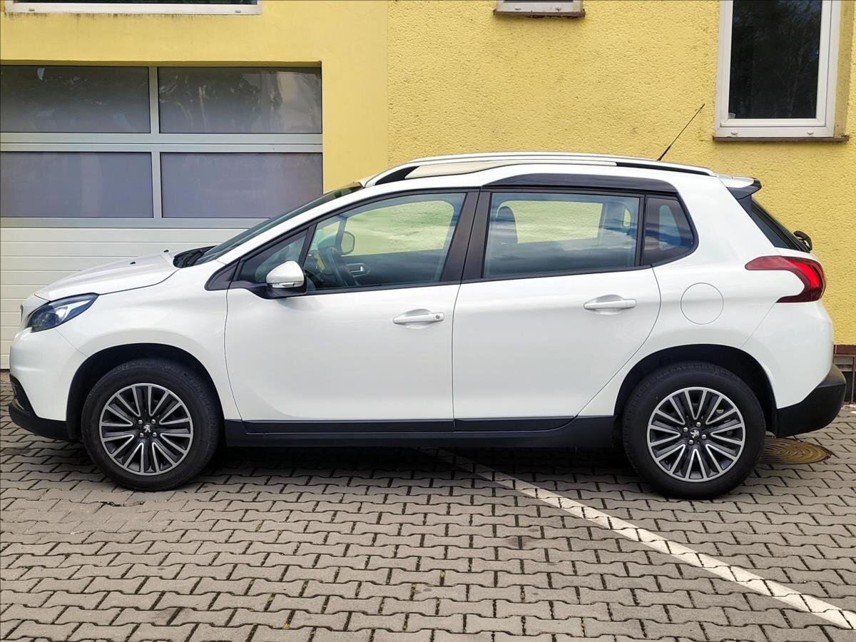 Peugeot 2008 SUV / Terénní 1,2 l 60 kw