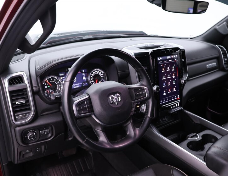 Dodge RAM Pick-up 5,7 l 291 kw