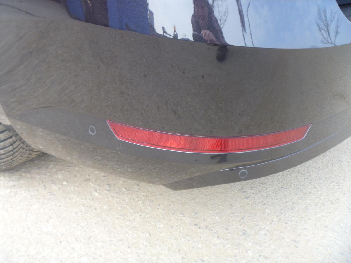 Škoda Superb Liftback 2,0 l 140 kw