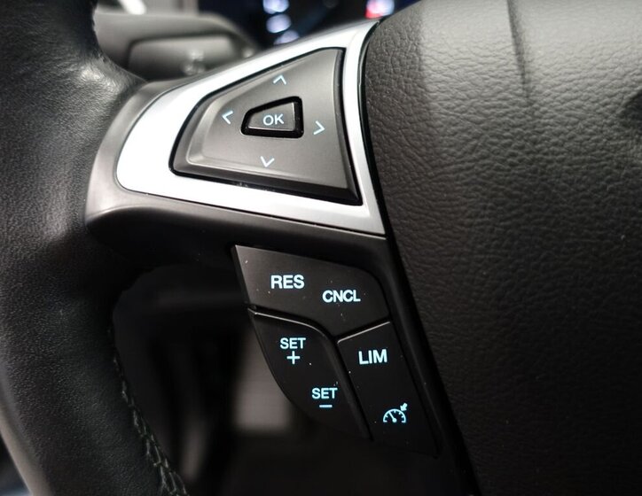 Ford S-MAX MPV 2,0 l 110 kw