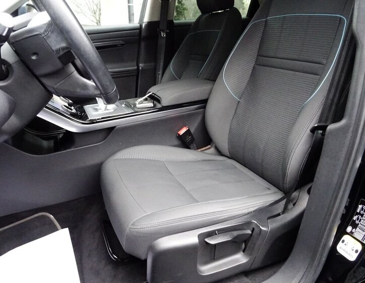 Land Rover Range Rover Evoque 21