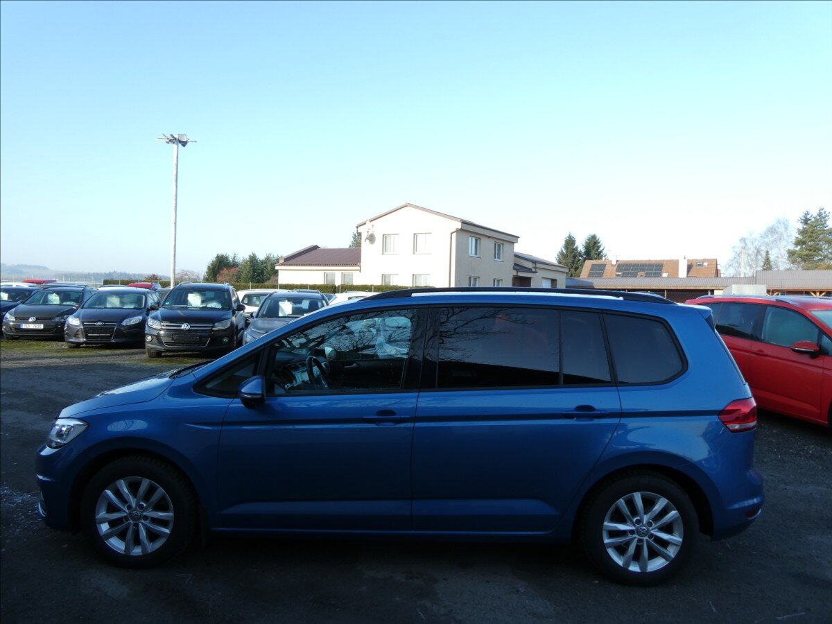 Volkswagen Touran MPV 1,2 l 81 kw