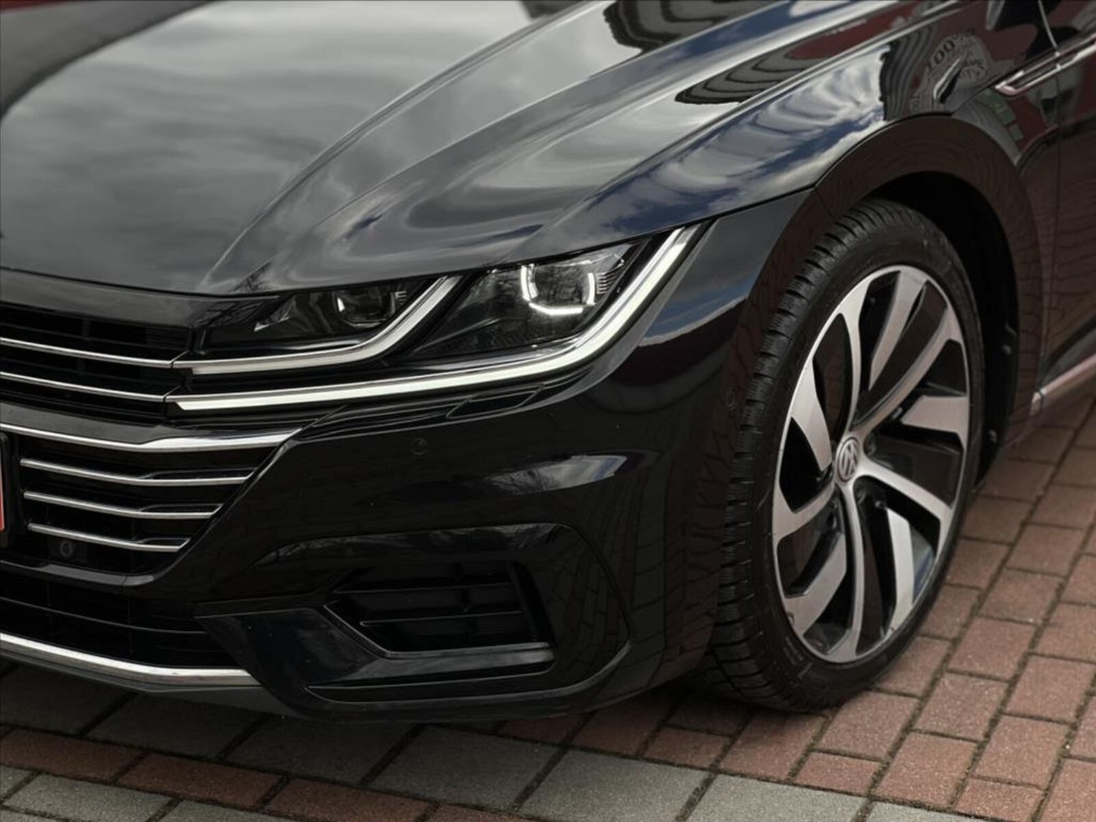Volkswagen Arteon 4