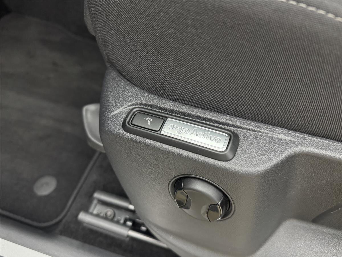 Volkswagen Tiguan SUV / Terénní 2,0 l 147 kw