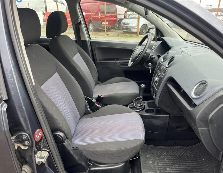 Ford Fusion Kombi 1,4 l 59 kw