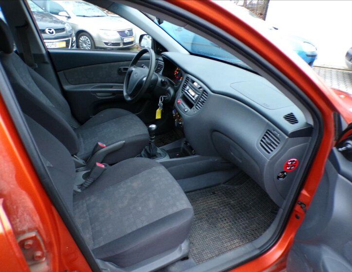 KIA Rio Kombi 1,4 l 71 kw