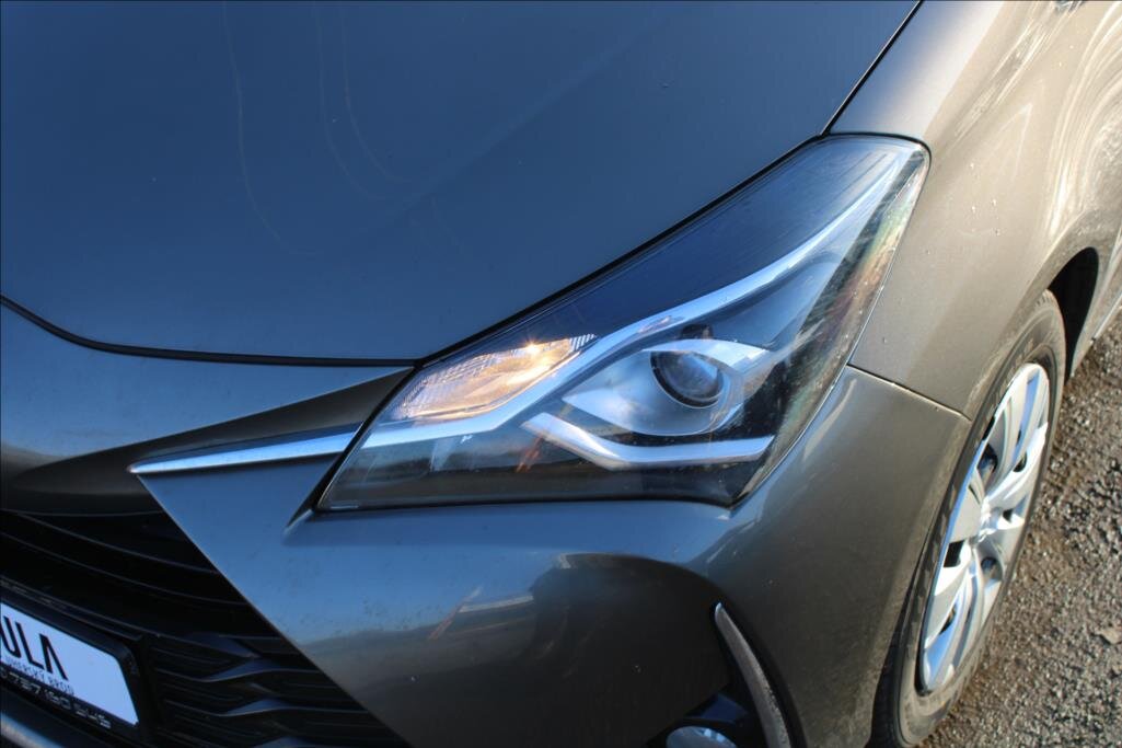 Toyota Yaris Hatchback 1,5 l 82 kw