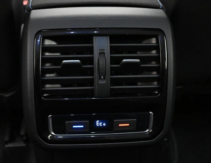 Volkswagen Passat 26