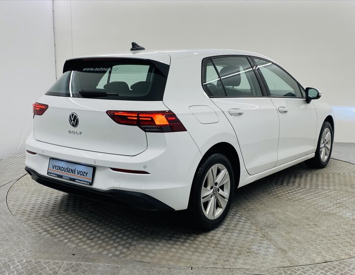 Volkswagen Golf Hatchback 999,0 81 kw