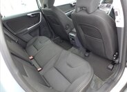 Volvo XC60 SUV 2,4 l 120 kw