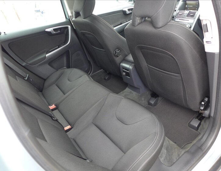 Volvo XC60 SUV 2,4 l 120 kw