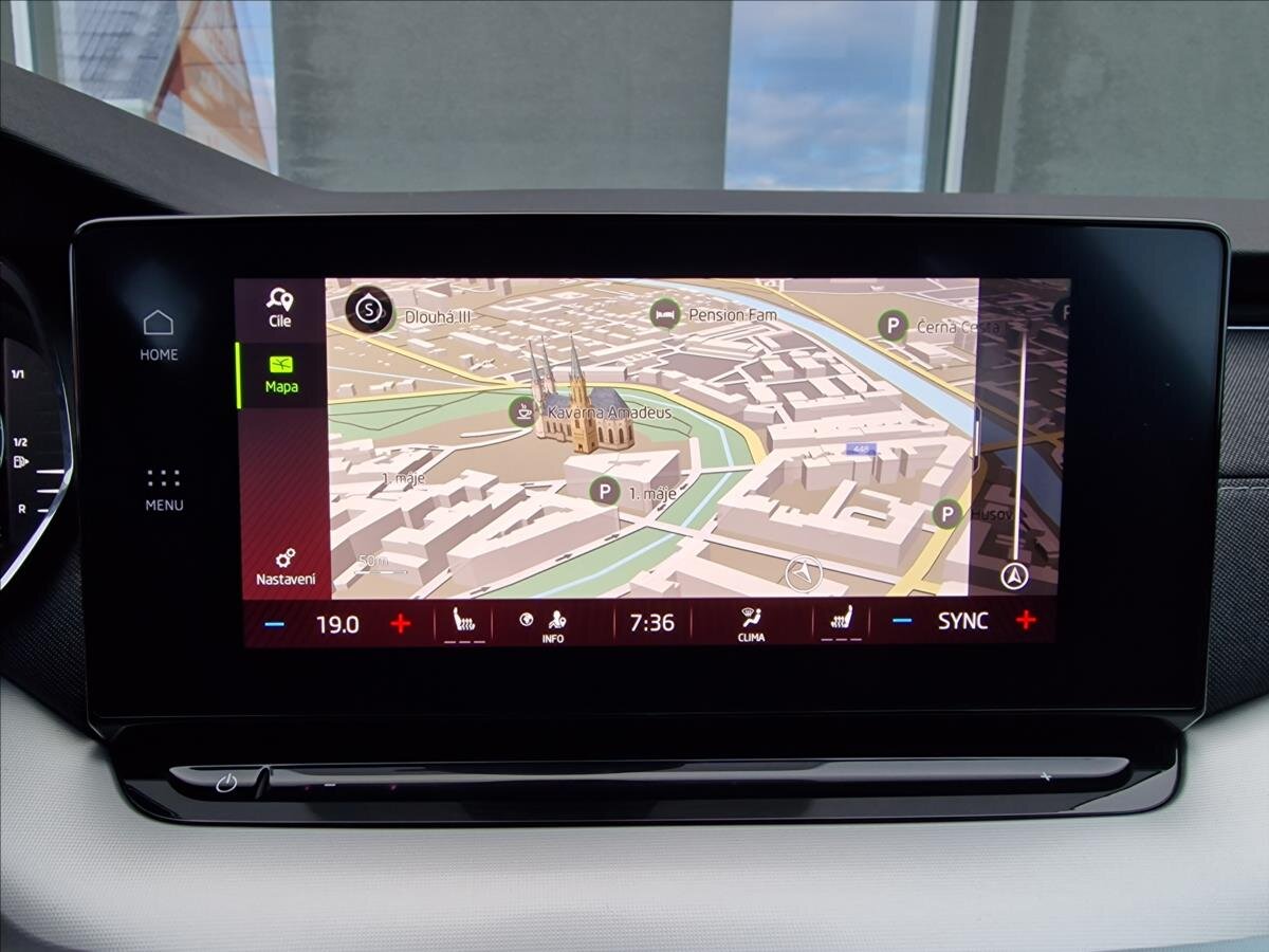 Škoda Octavia Sedan / Limuzína 1,5 l 110 kw