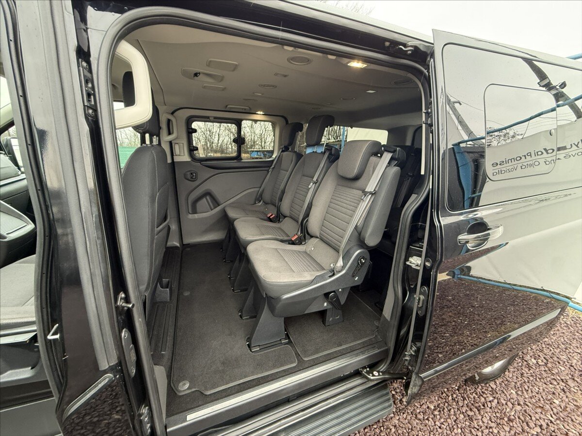 Ford Tourneo Custom MPV 2,0 l 125 kw