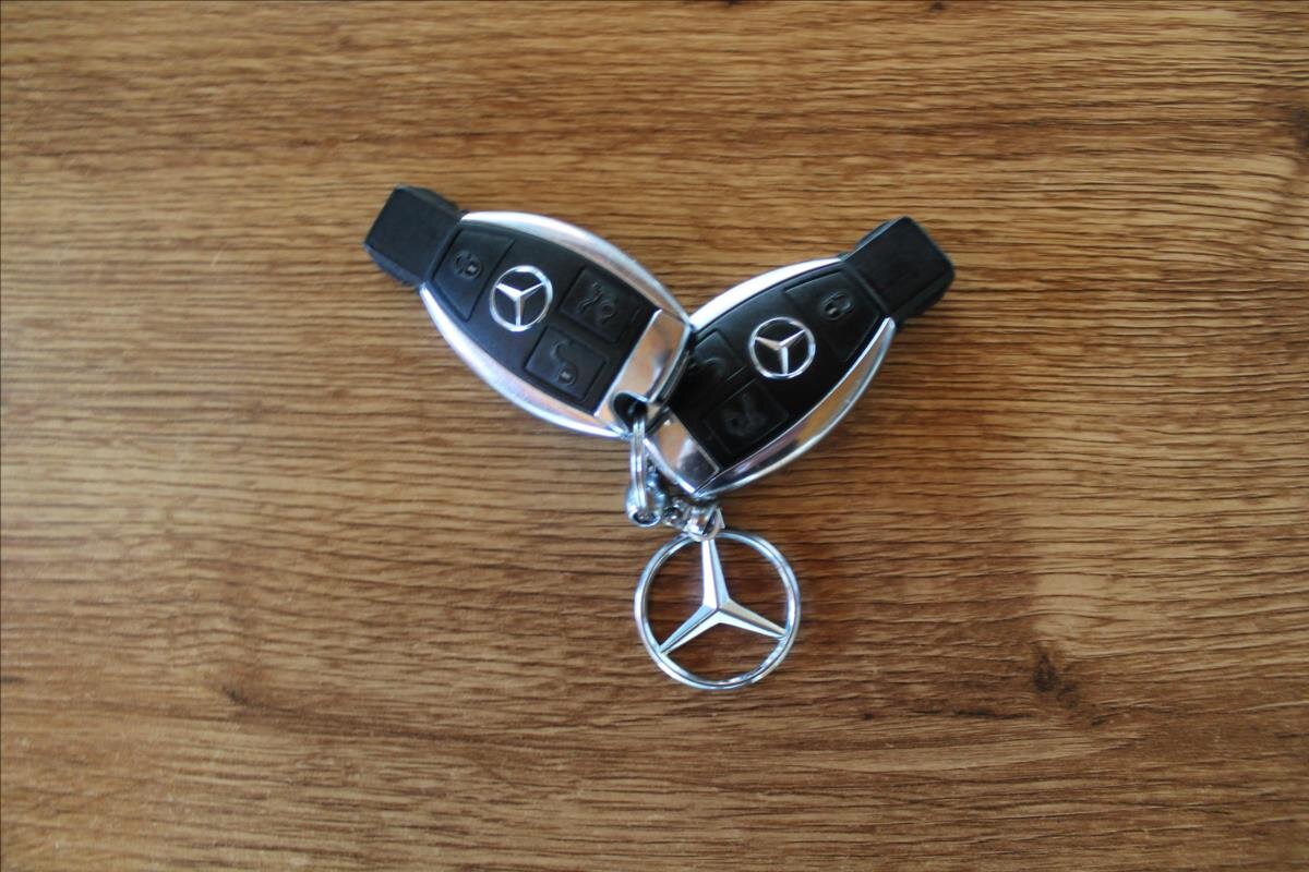 Mercedes-Benz Třídy E Kombi 2,1 l 125 kw