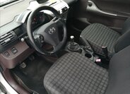 Toyota iQ Kupé 998,0 50 kw