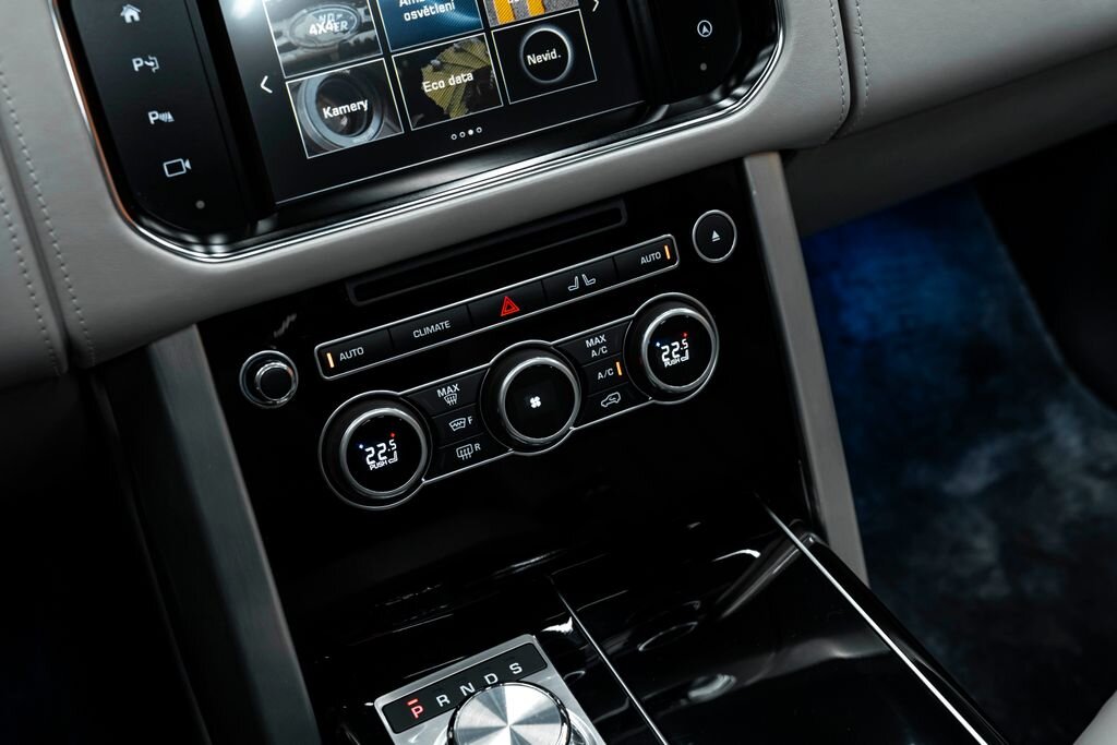 Land Rover Range Rover SUV / Terénní 5,0 l 405 kw