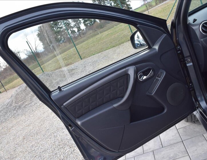 Dacia Duster SUV / Terénní 1,2 l 92 kw