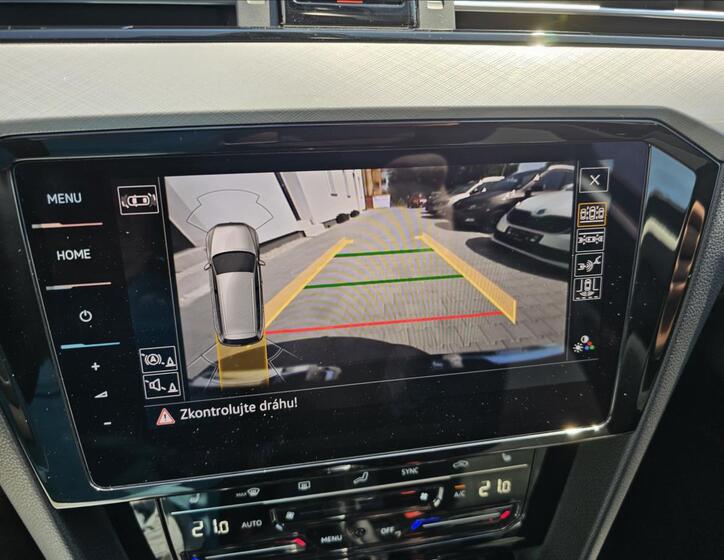 Volkswagen Passat 50