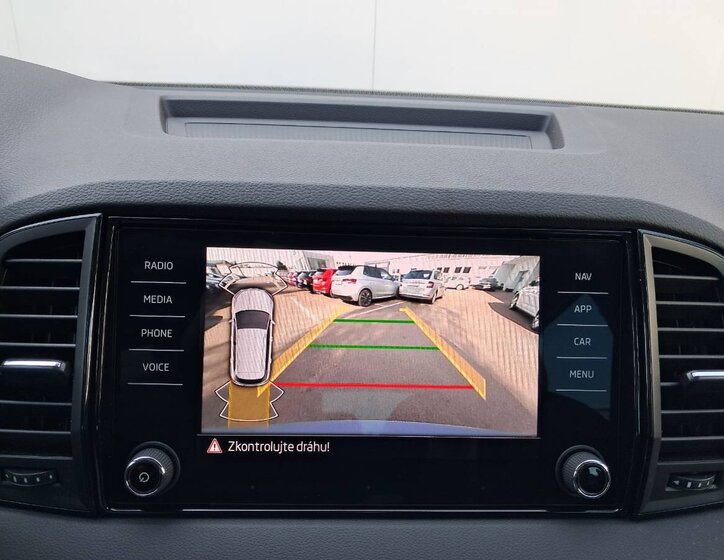 Škoda Karoq SUV / Terénní 1,5 l 110 kw