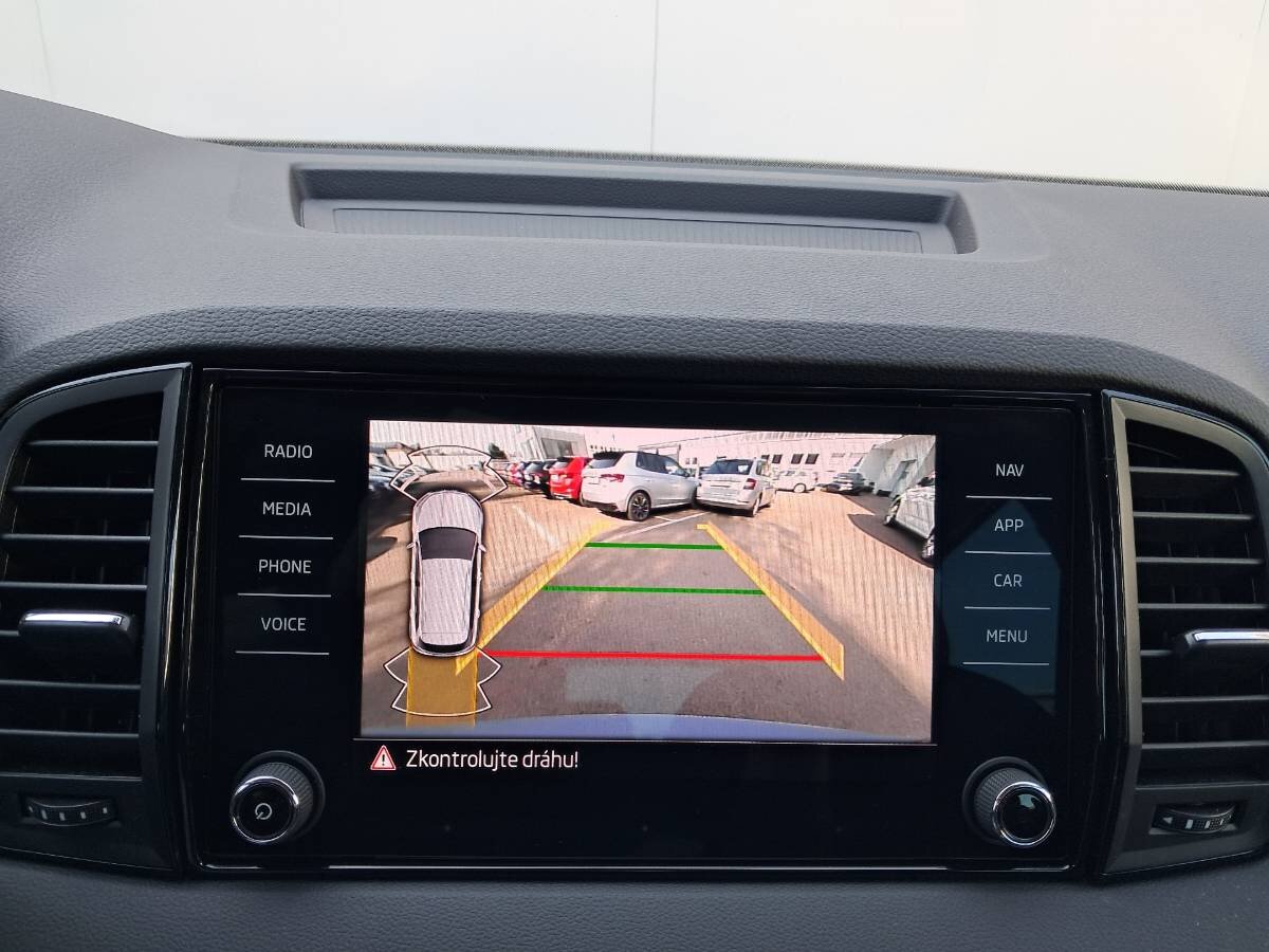 Škoda Karoq SUV / Terénní 1,5 l 110 kw