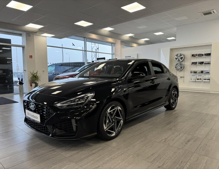 Hyundai i30 Liftback 1,5 l 103 kw