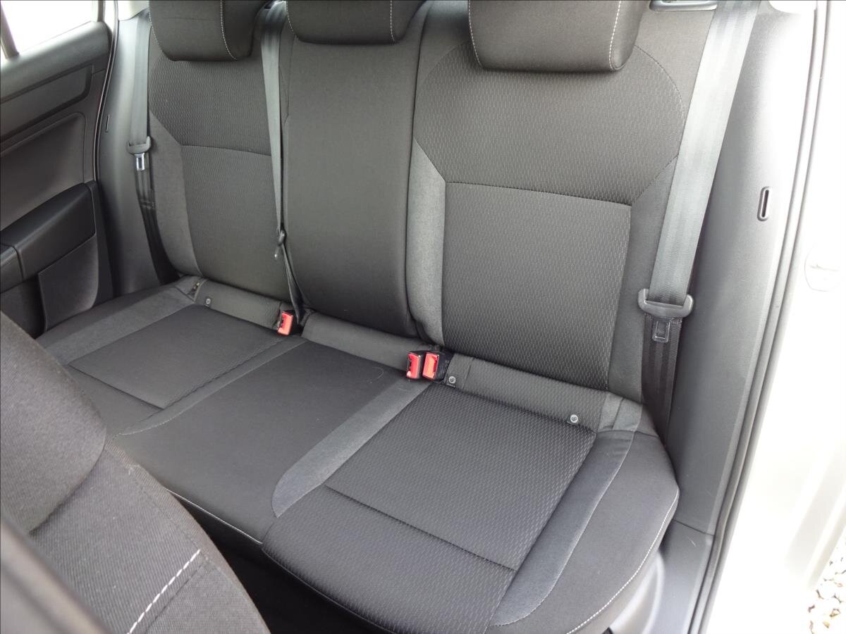 Škoda Rapid Sedan / Limuzína 1,2 l 66 kw