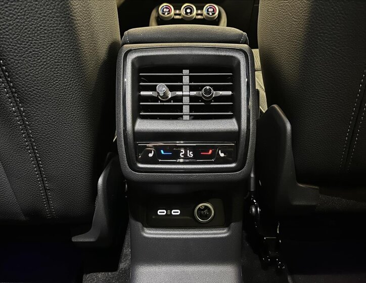 Škoda Kodiaq SUV / Terénní 1,5 l 150 kw