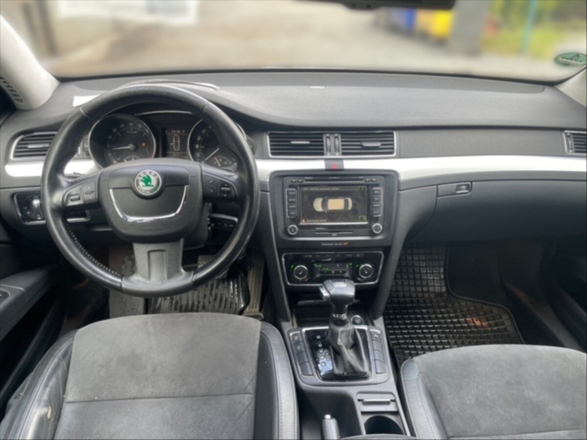 Škoda Superb Liftback 2,0 l 103 kw